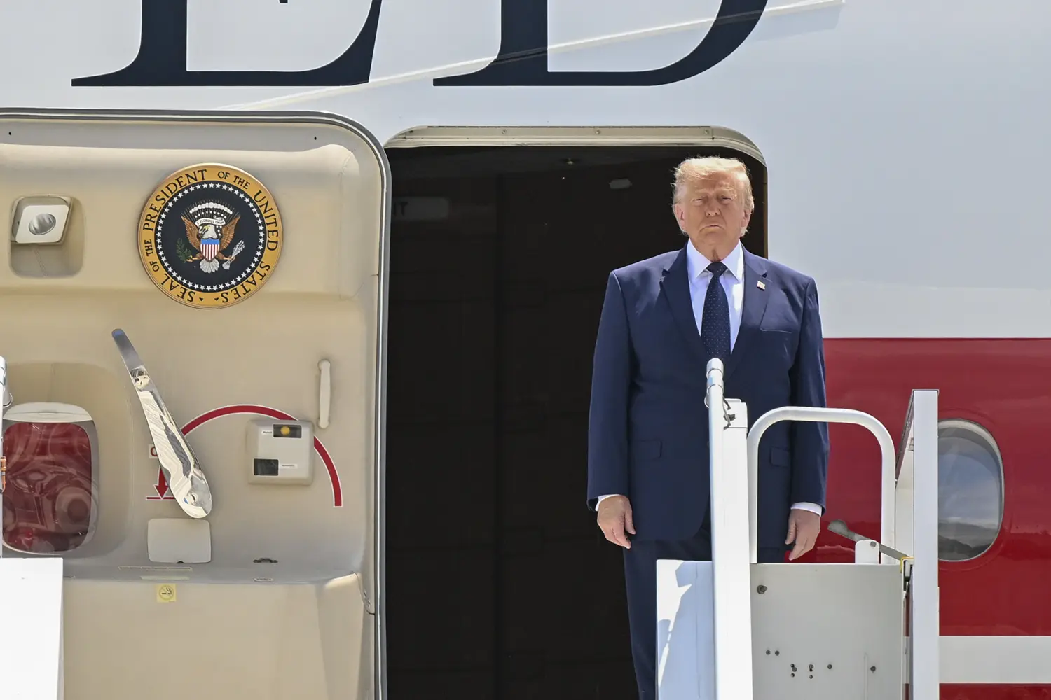 Trump'ın yeni başkanlık uçağı için iddia
