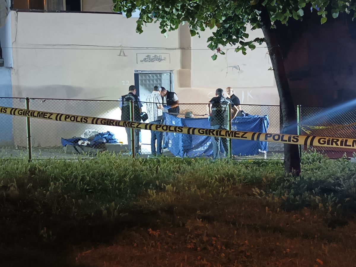 Bursa'da silahlı kavga; karı-koca hayatını kaybetti