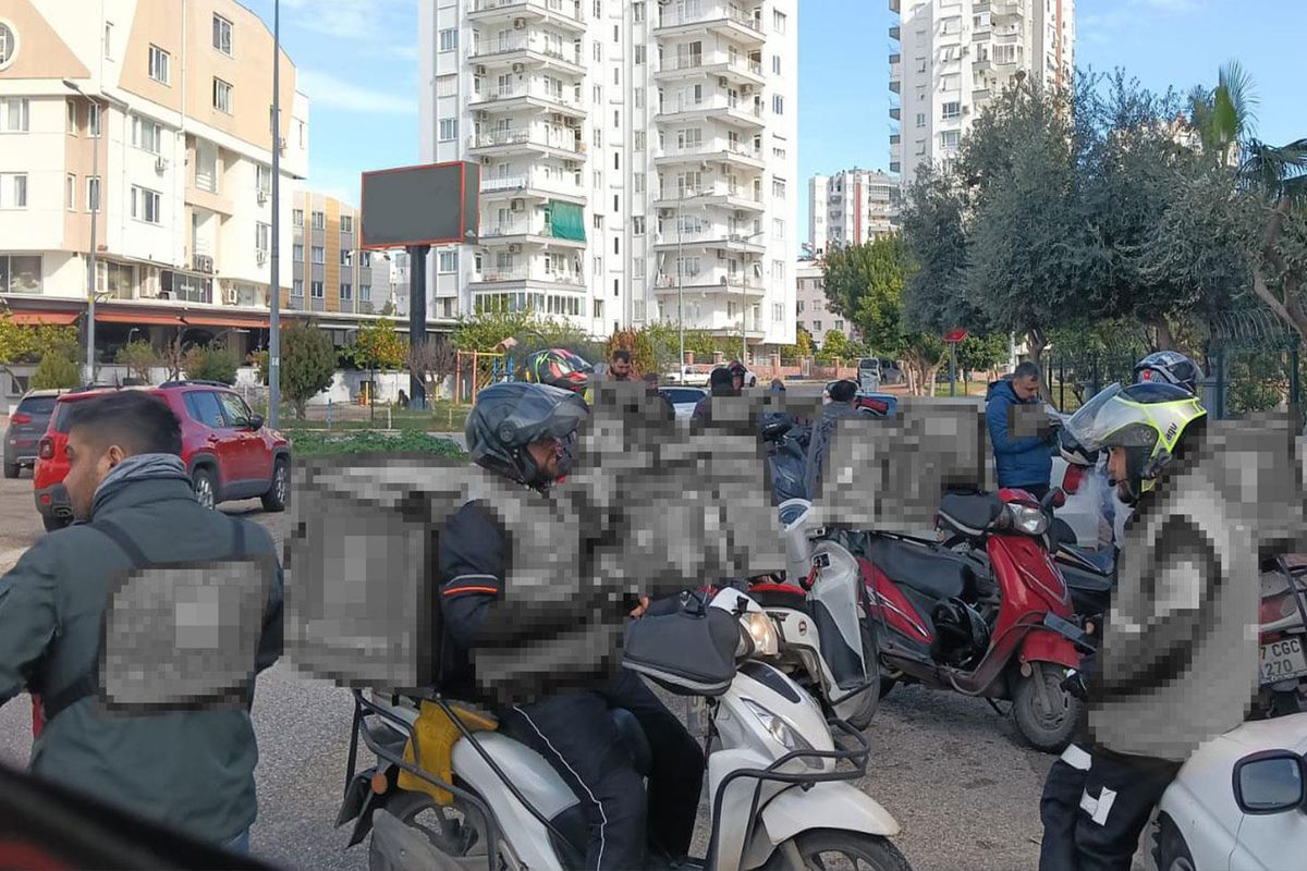 Dijital şantaj: 500 bin TL isteyip, kapısına onlarca kurye, nakliyeci, ambulans ve cenaze aracı gönderdiler