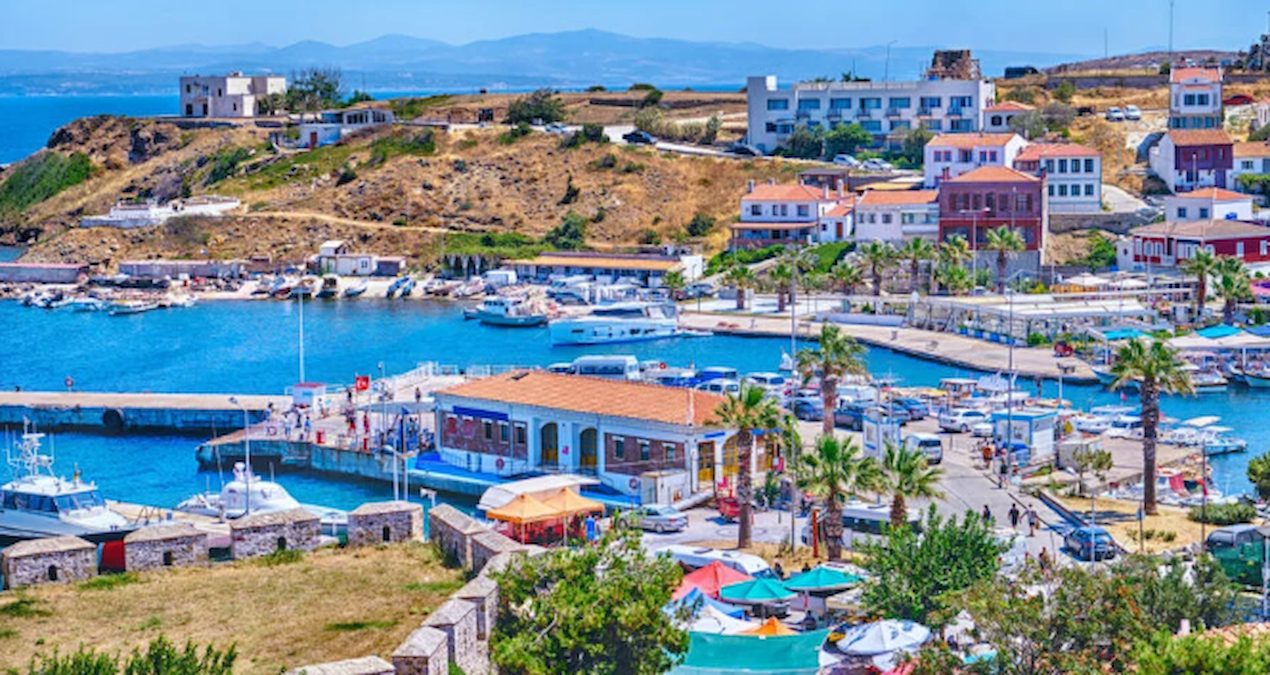 Bozcaada'ya bu araçlarla girenler 'kapıdan dönecek'