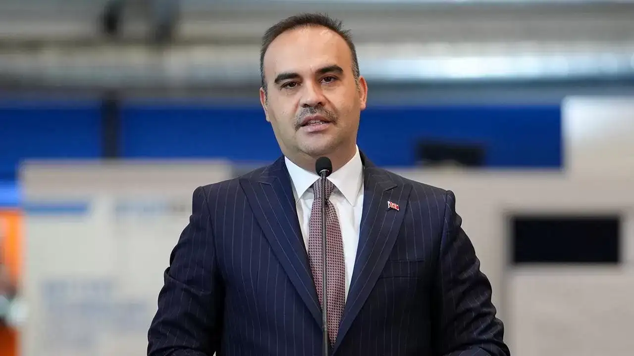 Bakan Kacır: Gelecek nesillere yaşanabilir bir dünya bırakmalıyız