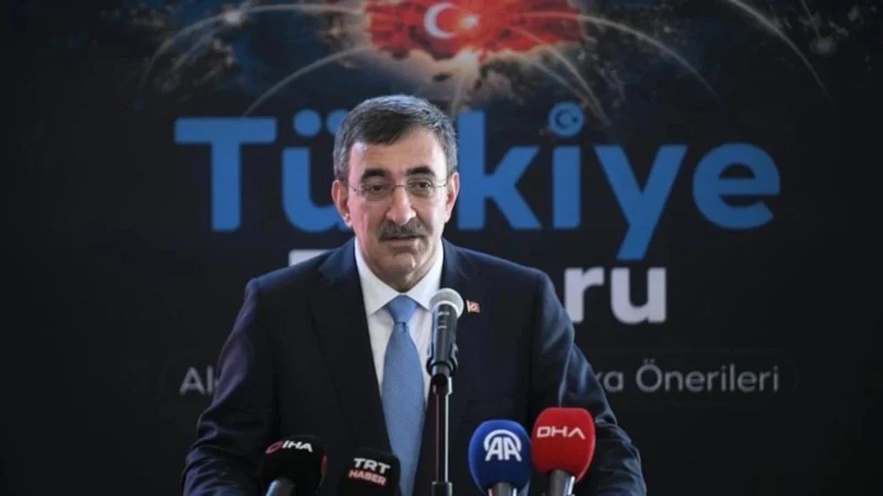 Cevdet Yılmaz'dan 15 Temmuz mesajı: Esas hedefleri milletti!