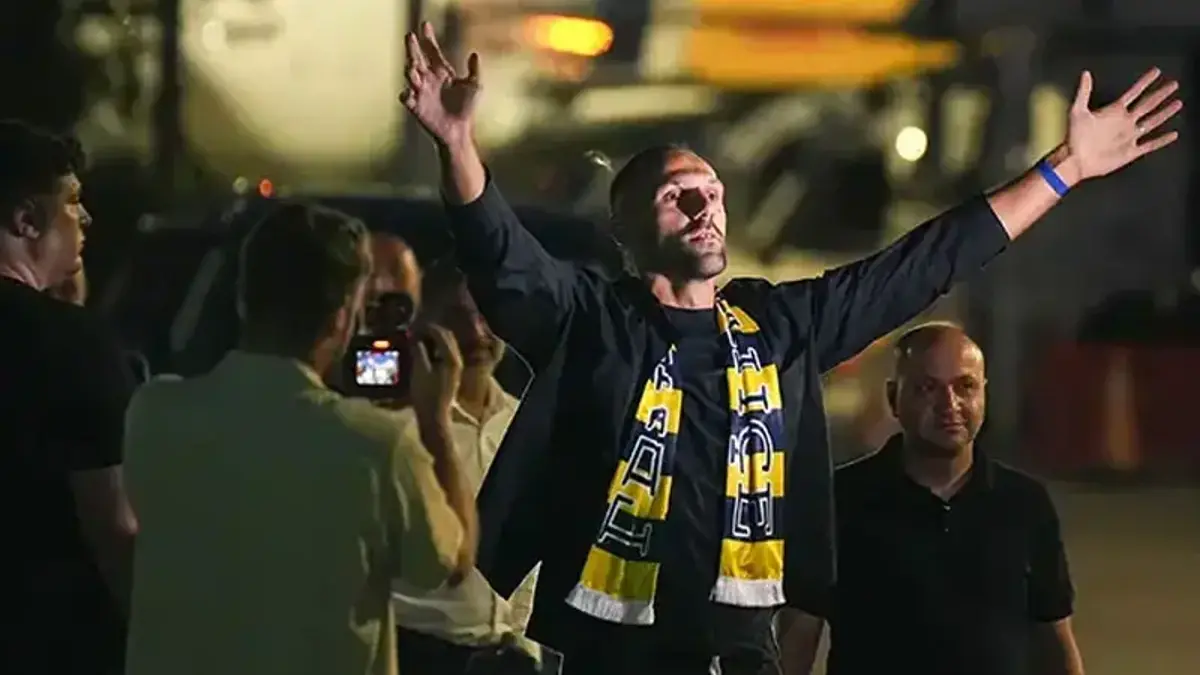Fenerbahçe, Vedat Muriqi ile anlaştı! Kosovalı golcü İstanbul'da