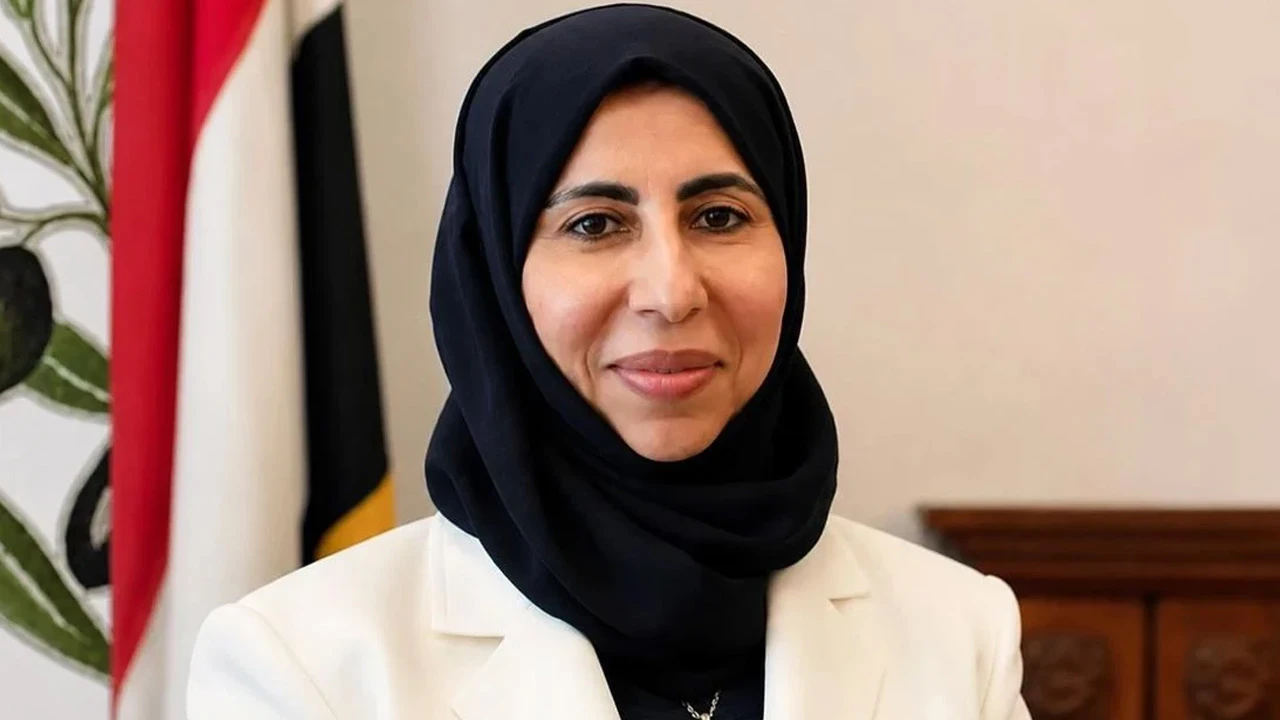 Yemen'de tarihe geçen atama! İlk kez bir kadın dışişleri bakanı oldu