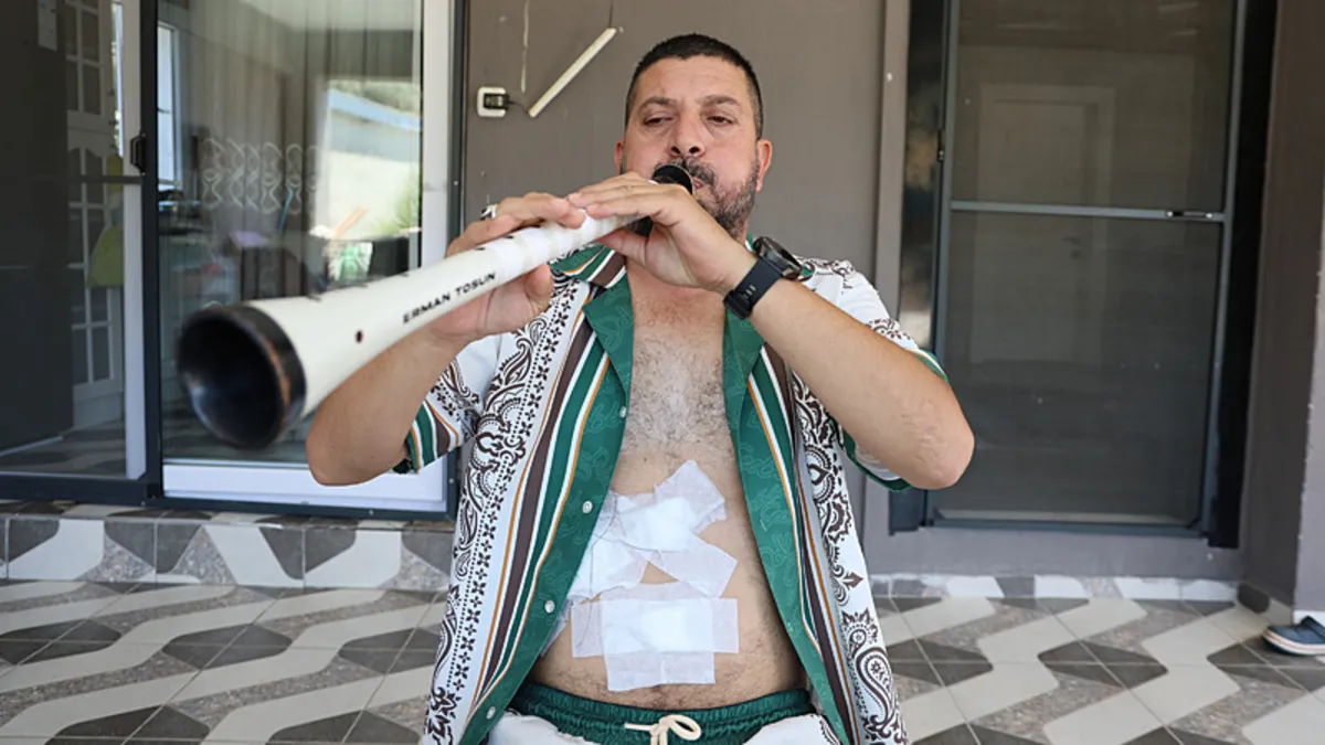 Tıbbi cihazı reddetti nefes egzersizini zurnasıyla yaptı! Ameliyattan 2 gün sonra düğüne bakın nasıl yetişti