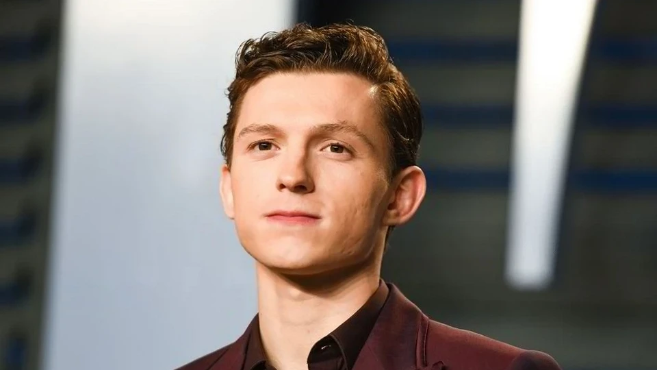 Tom Holland, Christopher Nolan'ın ilk çekim gününde kendisinden memnun kalmadığını sandı