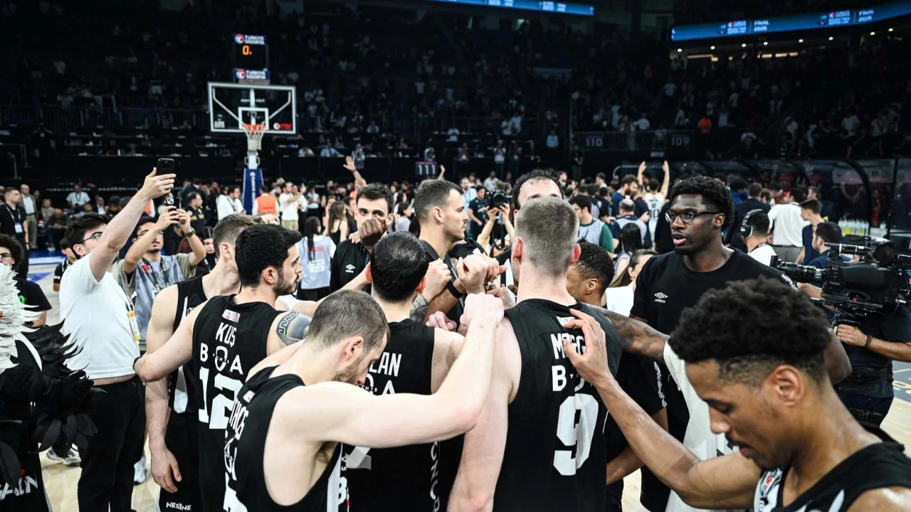 Beşiktaş çifte transfer bombası! Eski Fenerbahçeli 2 yıldız resmen açıklandı