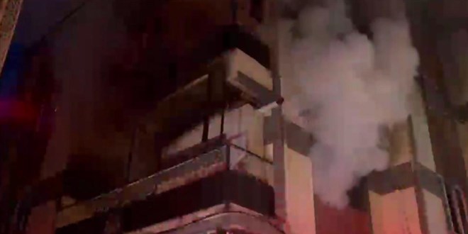 Bursa'da ev yangınında dumandan etkilenen 5 kişilik aile hastaneye kaldırıldı