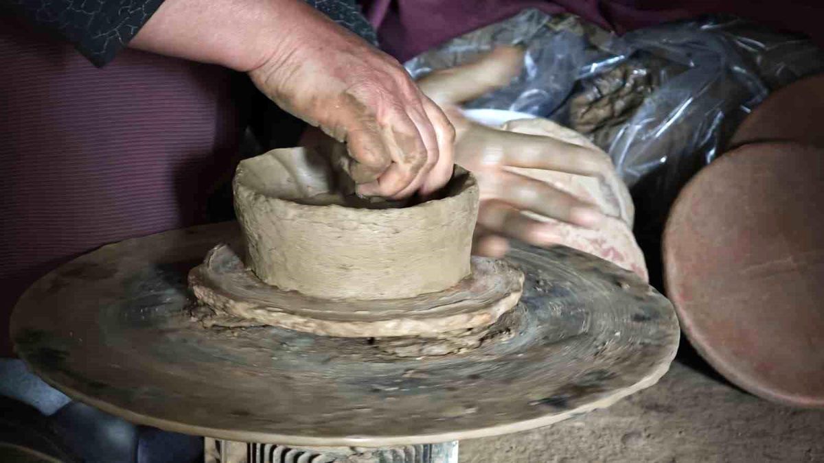 Bitlis'te asırlık çömlekçilik geleneğini kadınlar yaşatıyor