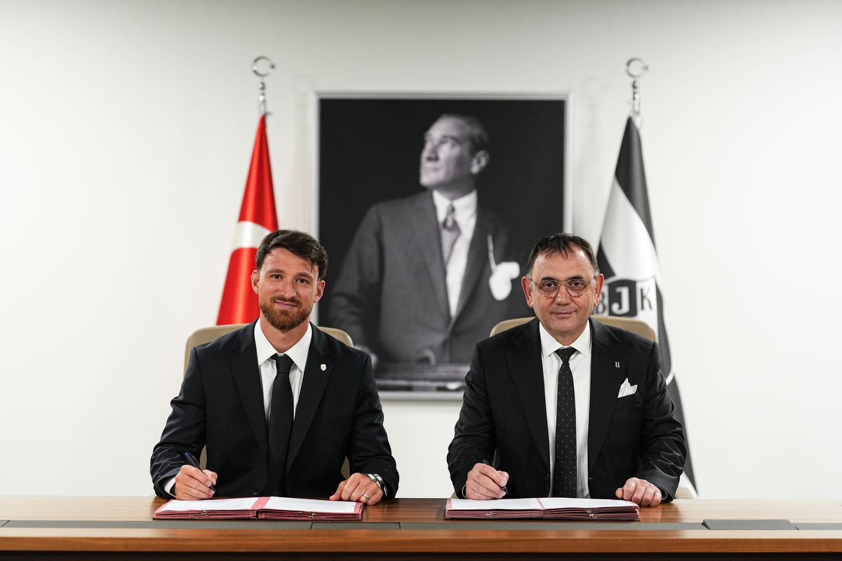 Beşiktaş, Salih Özcan'la 3+1 yıllık sözleşme imzaladı