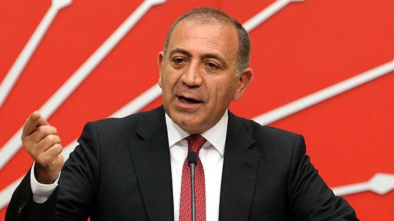 “Pişman olursunuz” diyerek uyardı! Gürsel Tekin’den ‘Yeni Parti’ çıkışı: CHP’de kalacak belediyeleri açıkladı