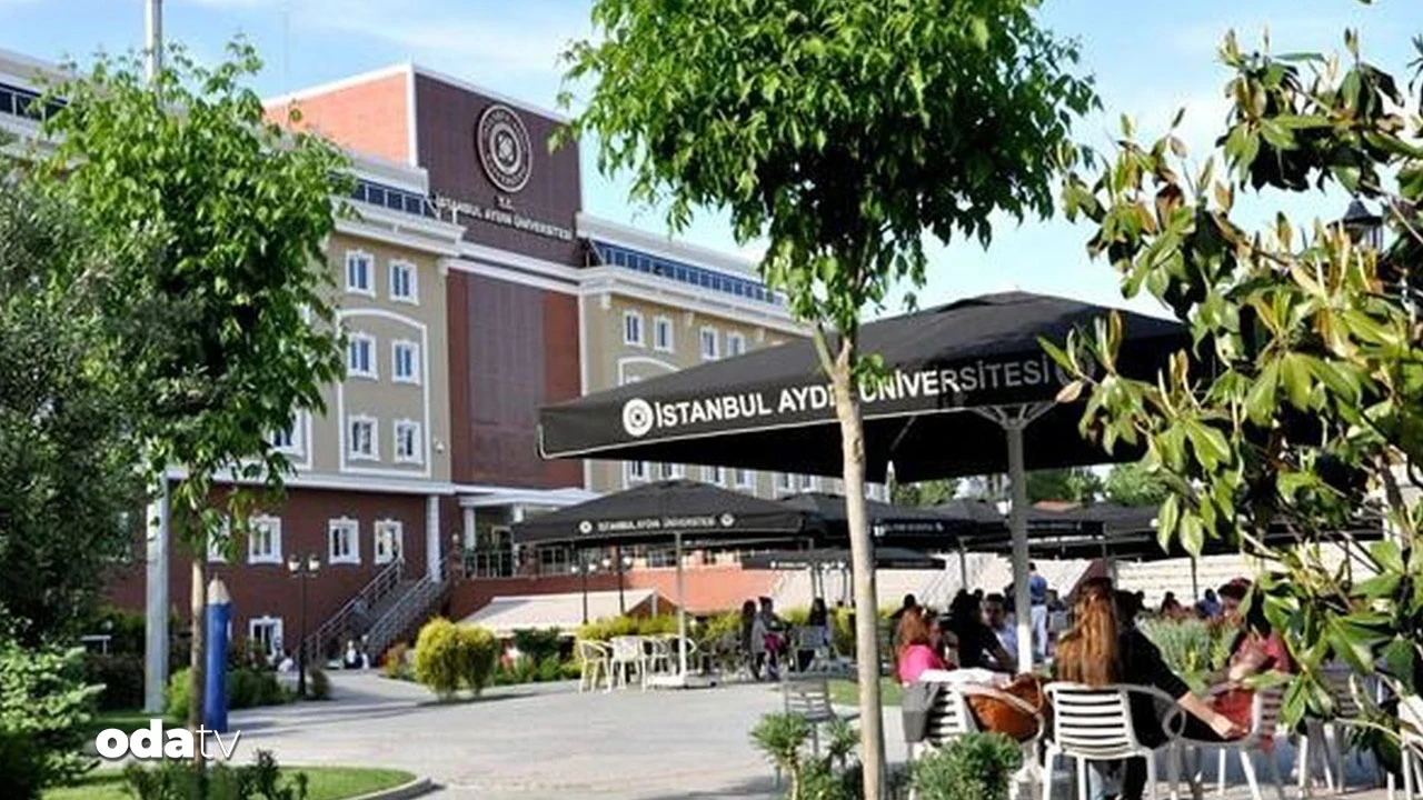 İstanbul Aydın Üniversitesi'nde 100’e yakın akademisyen işten çıkarıldı