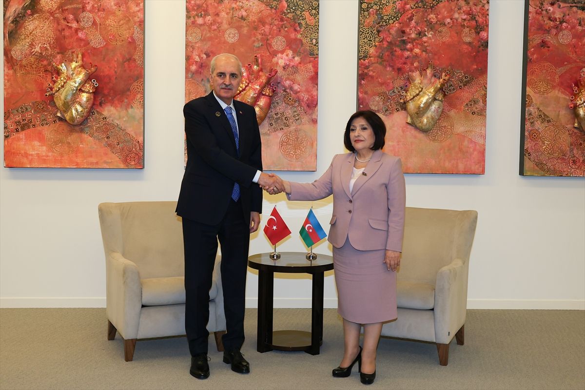 TBMM Başkanı Kurtulmuş, Bakü'de Azerbaycan Milli Meclisi Başkanı Gafarova ile görüştü