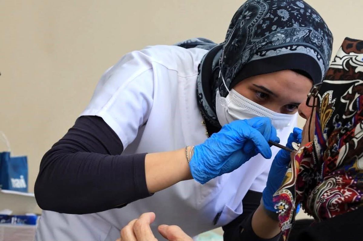 Huzurevi sakinlerine ağız ve diş sağlığı taraması yapıldı