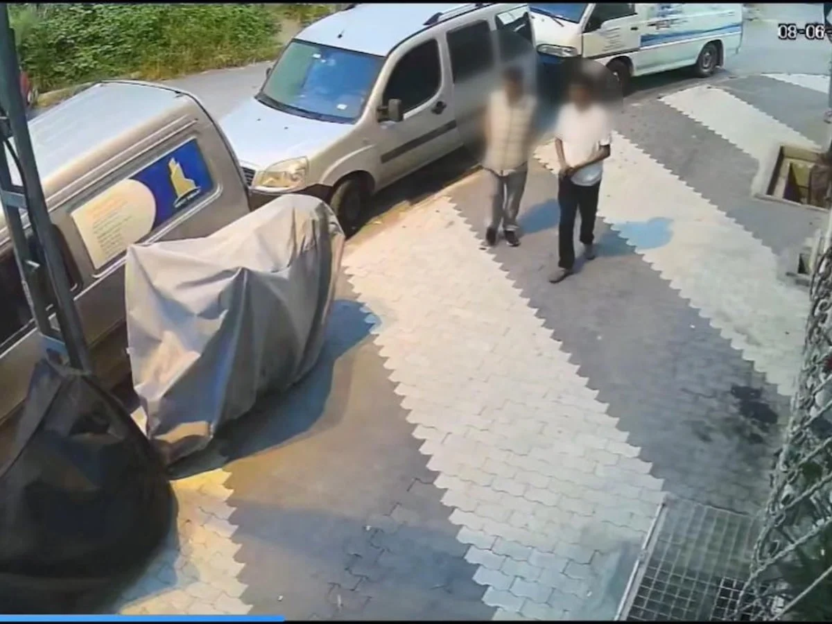 İstanbul'da çaldığı minibüs ile tur attı