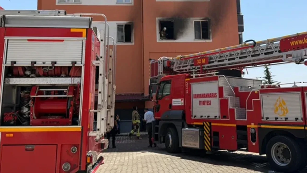 Yangında feci şekilde can veren 3 engelli kardeş toprağa verildi