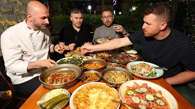Trabzon’un tatları hafızaya kazındı! Trabzon pidesi ve Hamsiköy Sütlacı büyük ilgi gördü