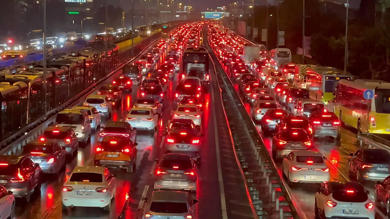 Maliye Bakanlığı'ndan sıfır araç operasyonu: 15 gün içerisinde bilgi vermeyene ceza yolda