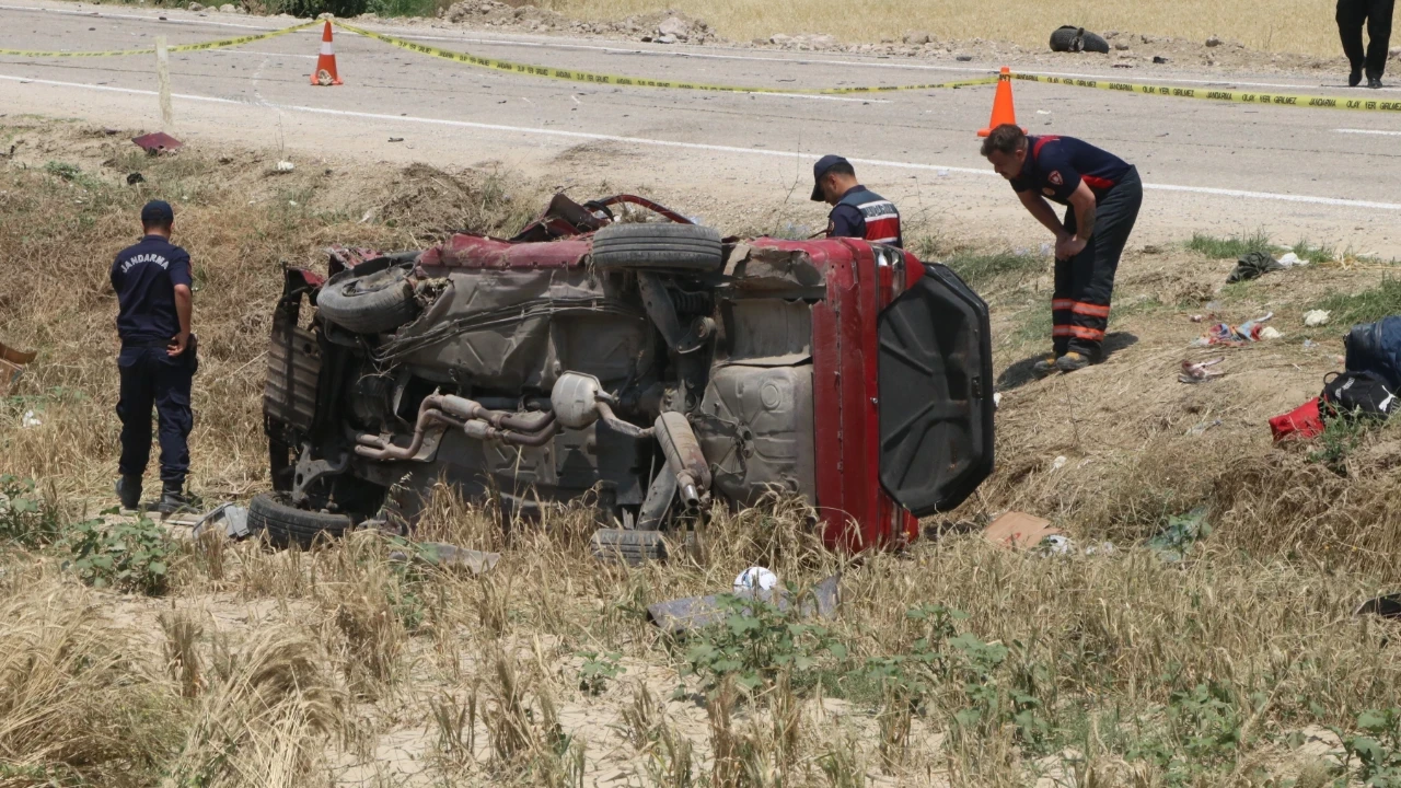 Çankırı'da Feci Kaza, Ölü ve Yaralılar Var