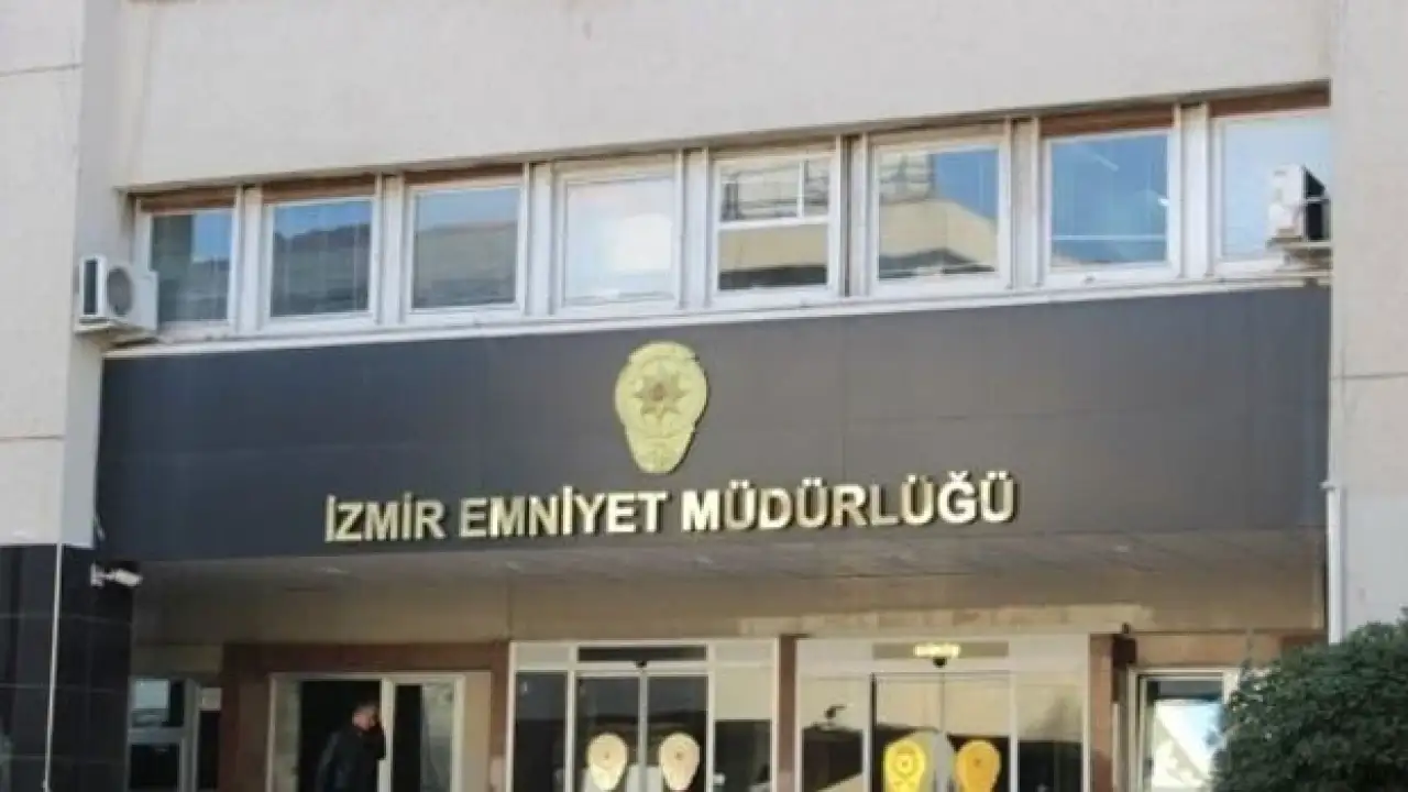 Seferihisar Belediyesi'ndeki yolsuzluk operasyonunda yeni gelişme! Eski Güzelbahçe Belediye Başkanı'nın eşi gözaltında