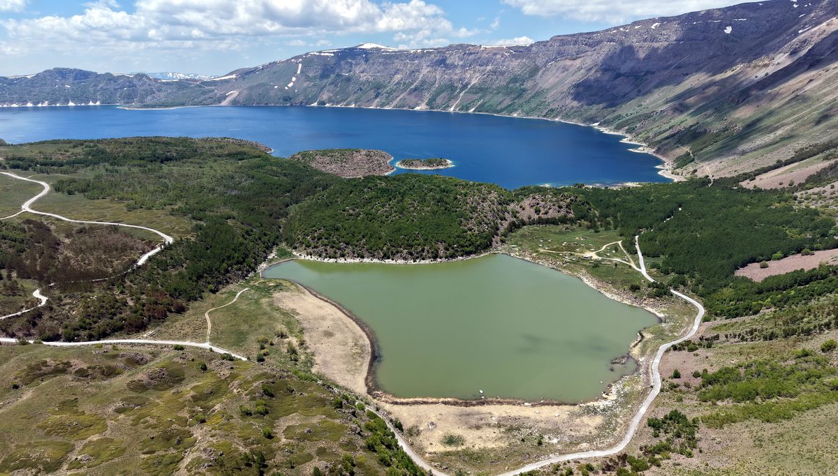 Nemrut Kalderası'nda ziyaretçi yoğunluğu