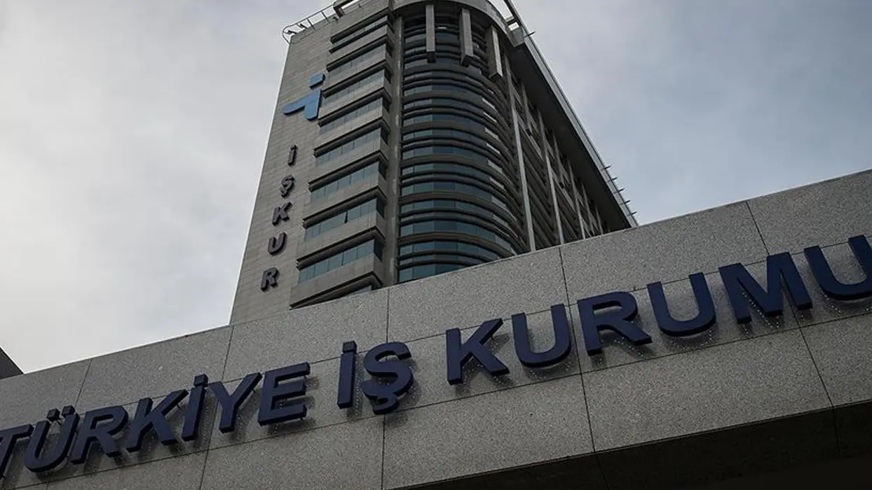 İŞKUR'dan istihdam atağı! 6 ayda 723 bin kişiye iş kapısı