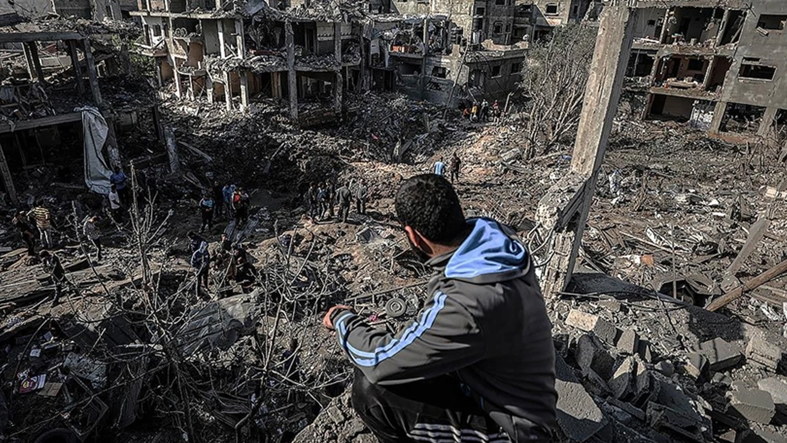 İsrail'in Gazze'ye saldırılarında can kaybı 72 bin 993'e yükseldi