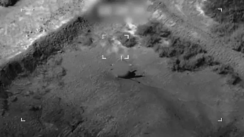 CENTCOM'dan İran'a yeni dalga hava saldırısı: Onlarca askeri hedef vuruldu