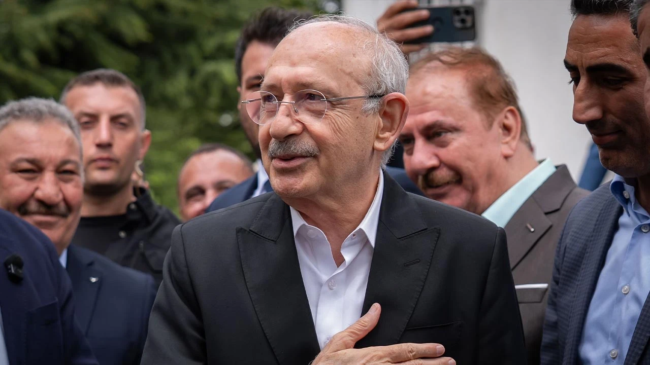 CHP'de Grup Toplantısı Bilmecesi! Kılıçdaroğlu'ndan İki Günde İki Farklı Yanıt: Umarım-Elbette