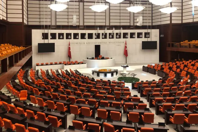 TBMM'de 'cinsel istismar ve taciz' davasında karar: Dört kişi hapis cezası, aldı, bir kişi beraat etti