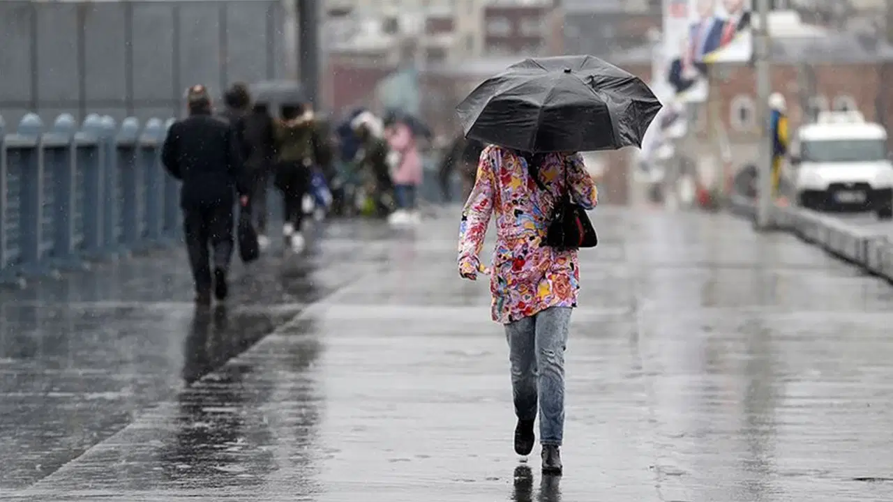 Meteoroloji saat verdi: 2 bölge için gök gürültülü sağanak uyarısı!