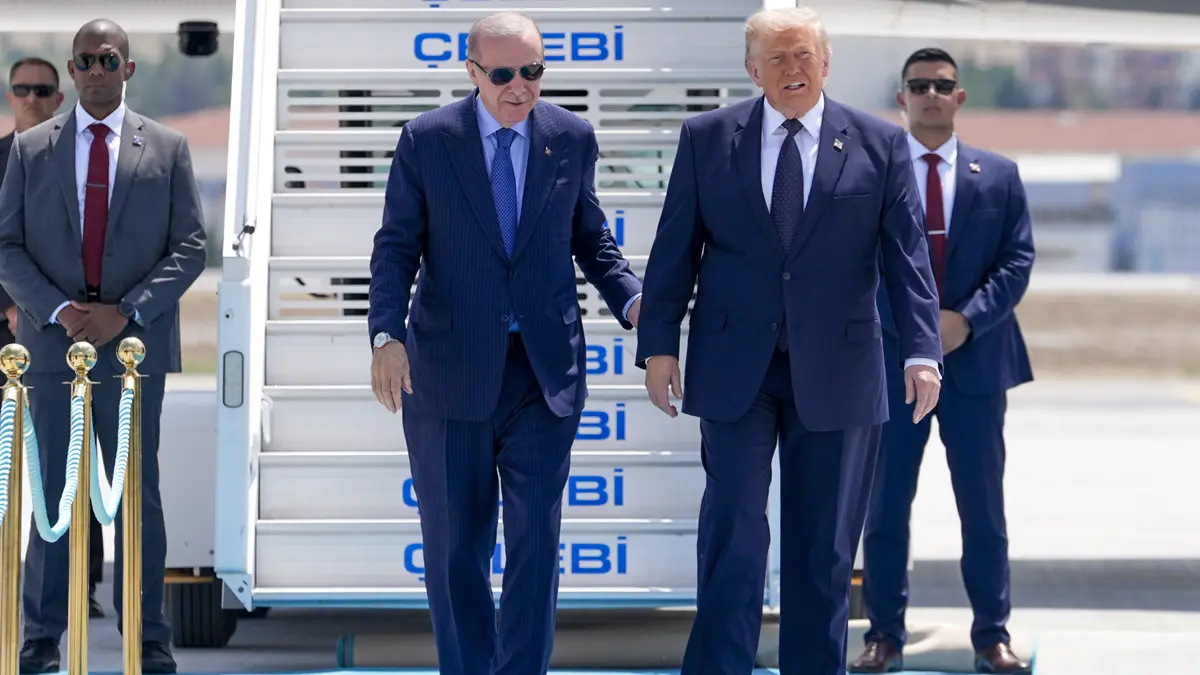 Dünyanın gözü ikili zirvede! Cumhurbaşkanı Erdoğan'dan Trump'a samimi karşılama