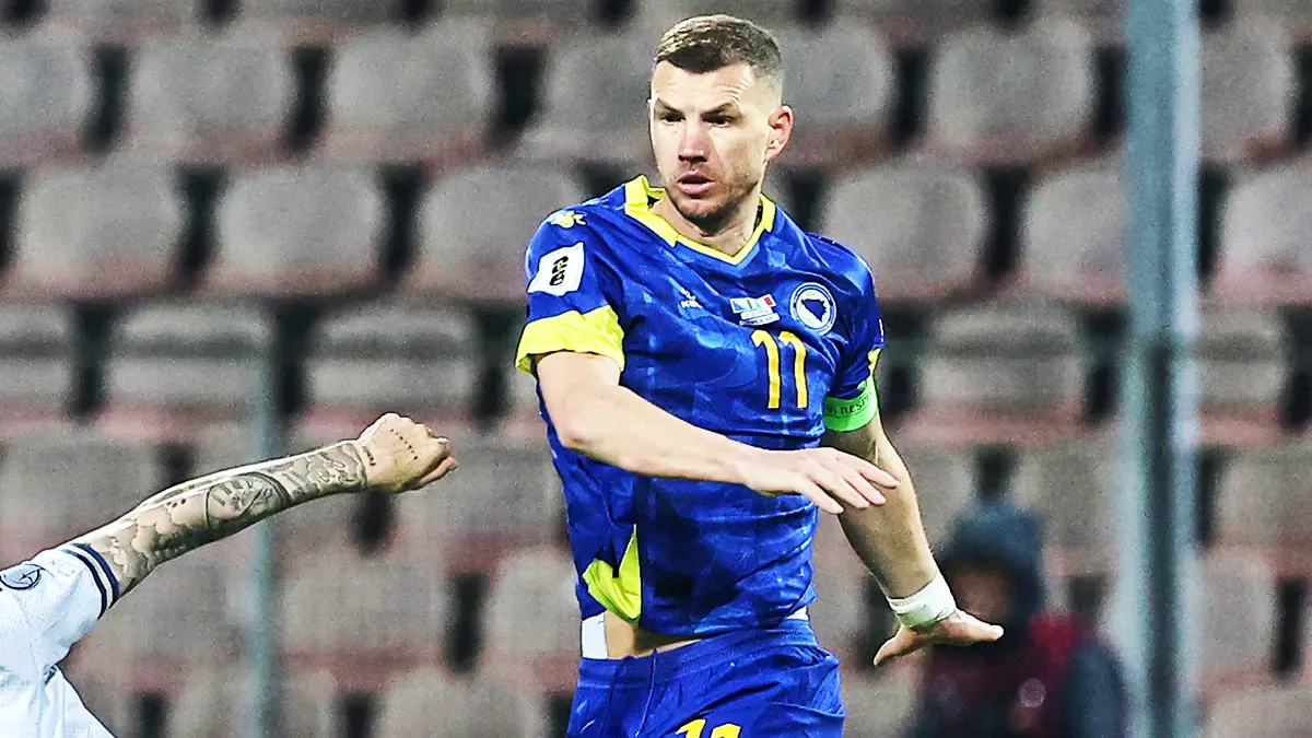 Edin Dzeko'dan ülkesindeki çocuklara mesaj: Hiçbir şey imkansız değil