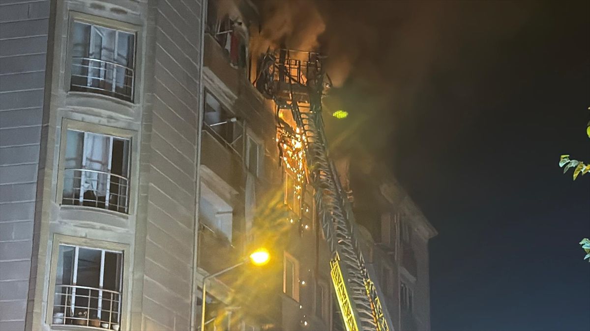 Tekirdağ'da apartmanın 6. katında meydana gelen patlamada 1 kişi öldü