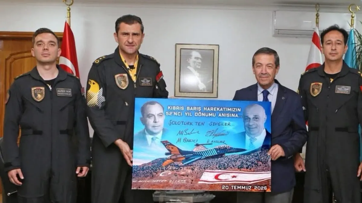 SOLOTÜRK, 20 Temmuz'da KKTC semalarında! Türk F-16'larına övgü: Gurur duyuyoruz
