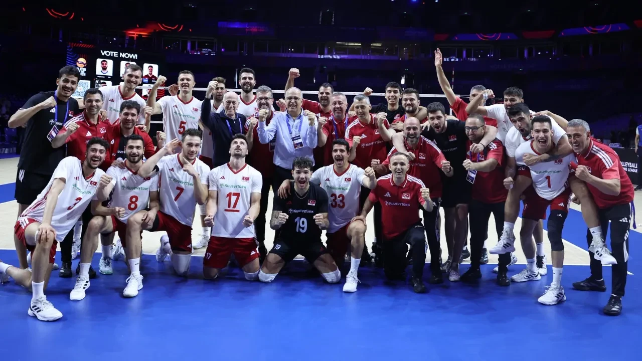 Filenin Efeleri çeyrek finalde! Ay-yıldızlılar, ilk kez Milletler Ligi Finalleri'ne yükseldi