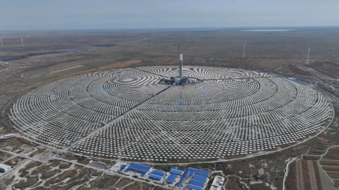 Çin, yoğunlaştırılmış güneş enerjisi kapasitesinde dünyada ikinci sıraya yükseldi
