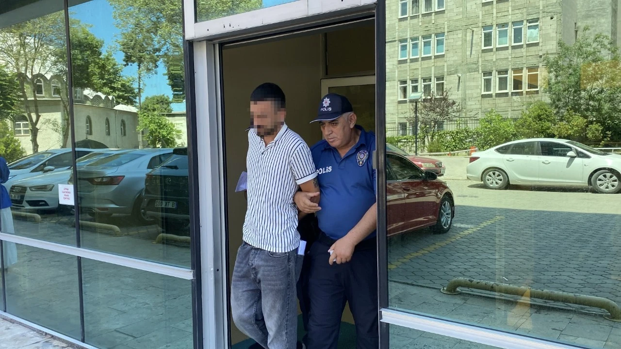 ‘Benim yanımda çöp toplayamazsın’ dediği temizlik işçisinin burnunu kırdı