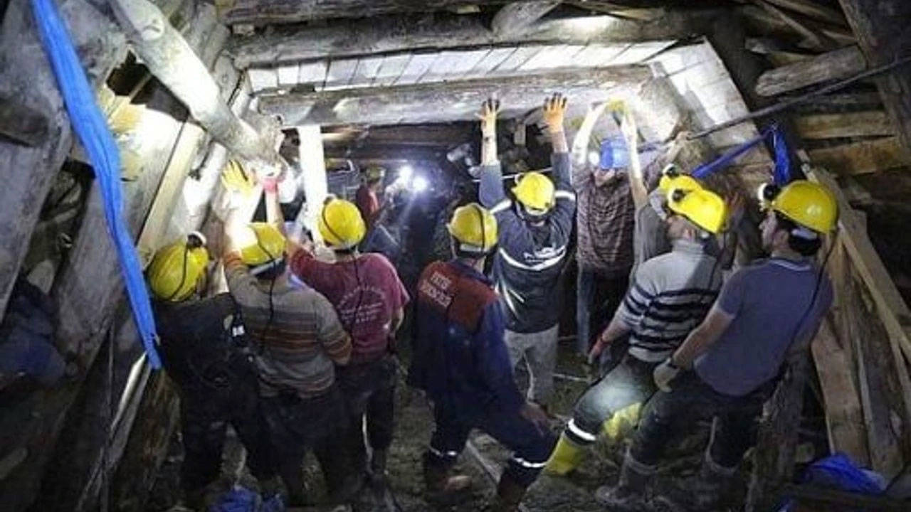 Soma'da 2 bin madenci işsiz bırakıldı: Işıklar Maden Ocağı'nda fesih kararı