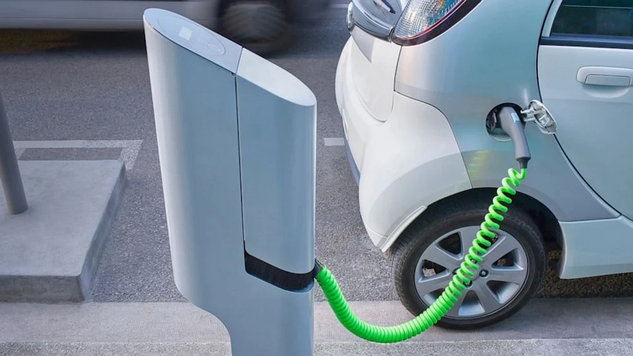 Hindistan’da elektrikli araçlar için teşvik