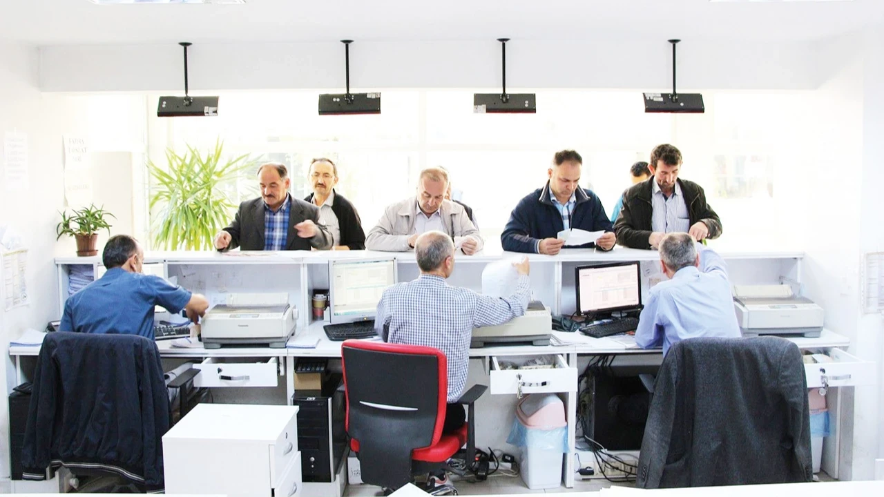 Nüfusun yarısından fazlası borçlu: 44,2 milyon kişi kredi kullandı
