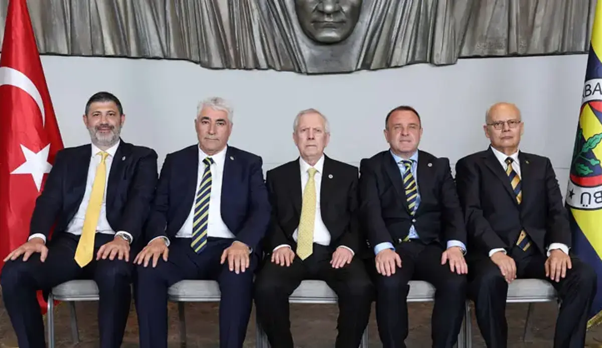Fenerbahçe Yönetimi'nden kamp kararı