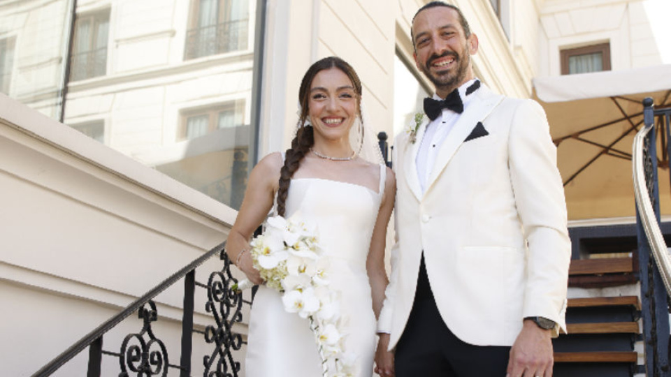 Merve Dizdar anne oluyor