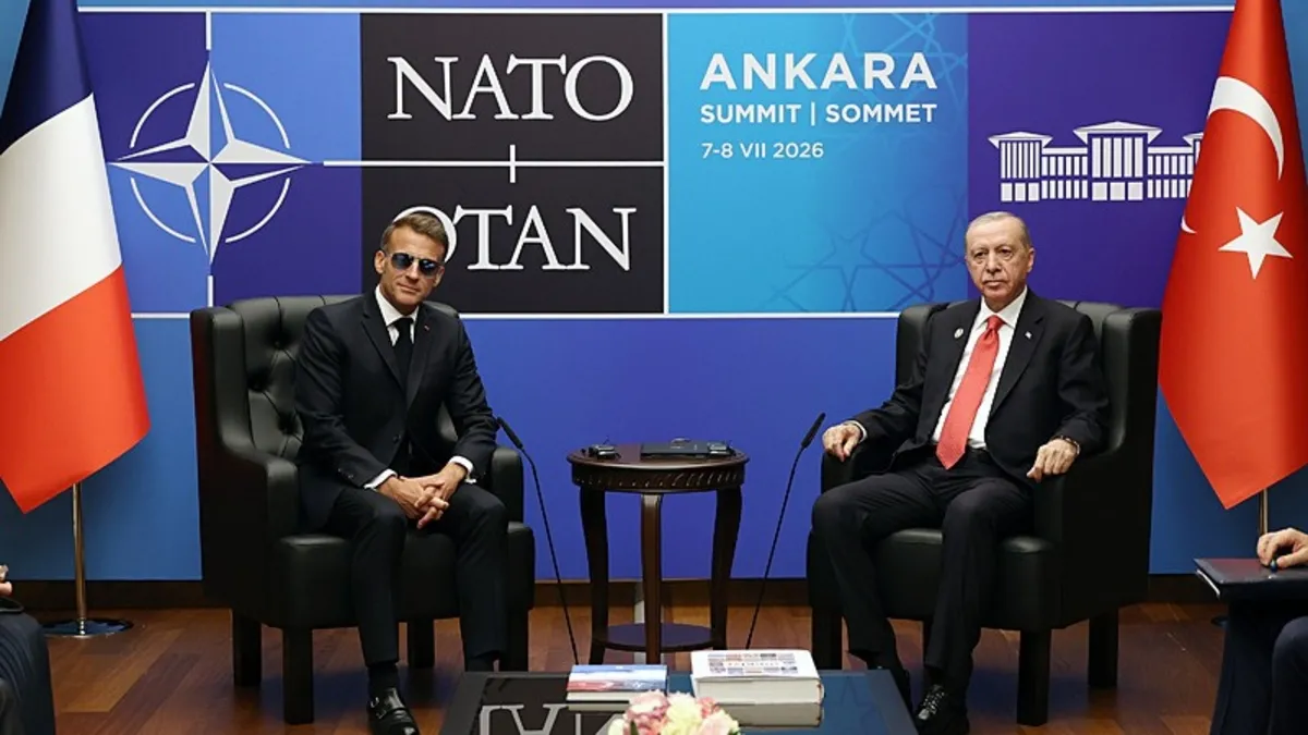 NATO Zirvesi'nde ikili temaslar: Başkan Erdoğan Macron ile görüştü