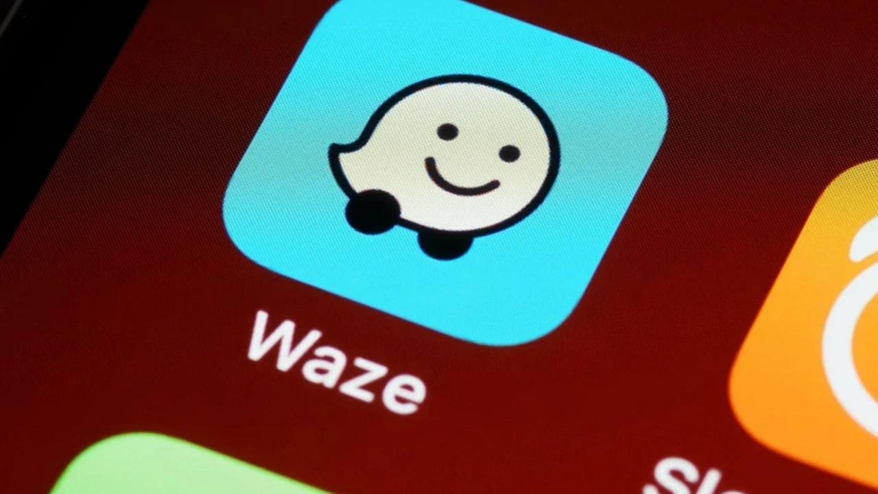 Waze yeni güncellenmiş haliyle sürücünün alışkanlıklarını ezberliyor