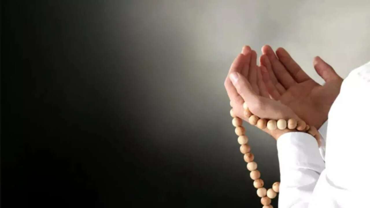 Safer ne demek? Safer ayında hangi dualar okunur, Safer ayına özel ibadet ya da dua var mıdır? İşte diyanet açıklaması
