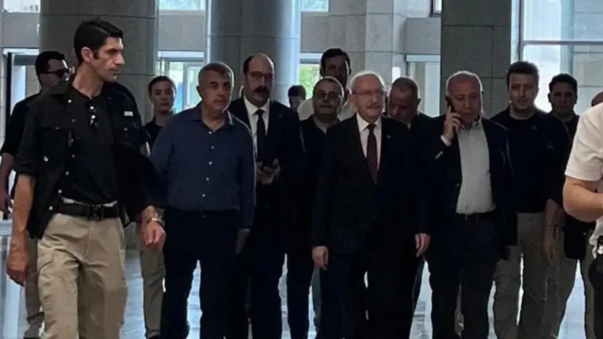 Kemal Kılıçdaroğlu'ndan Deniz Göktaş'a destek ziyareti