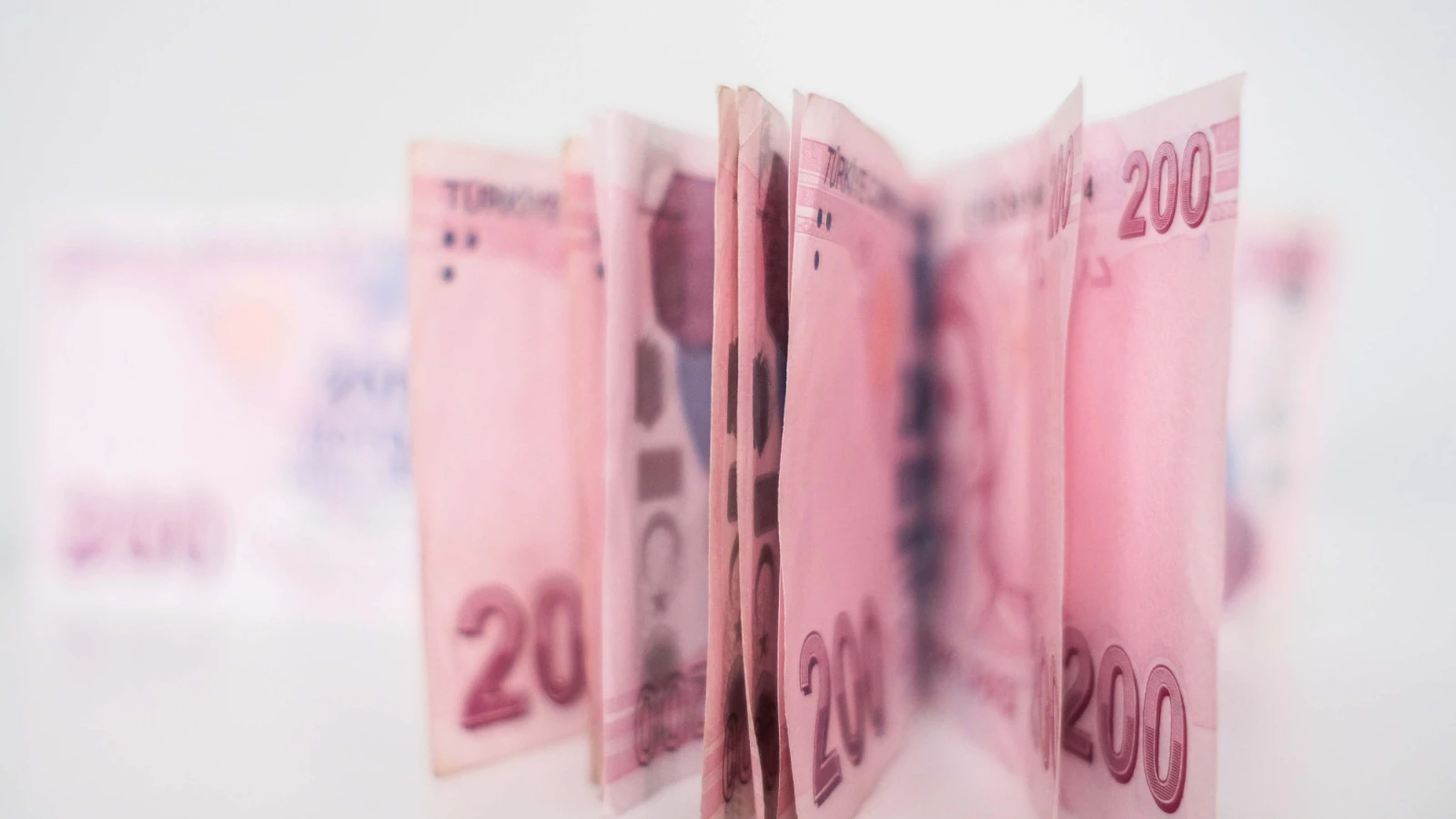 Türkiye'nin CDS'si şubattan bu yana en düşük seviyeye geriledi