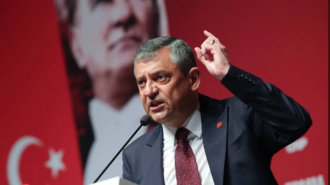 Türk siyasetinde tarihi gün! Yeni Parti’ye katılan vekil sayısı netleşti