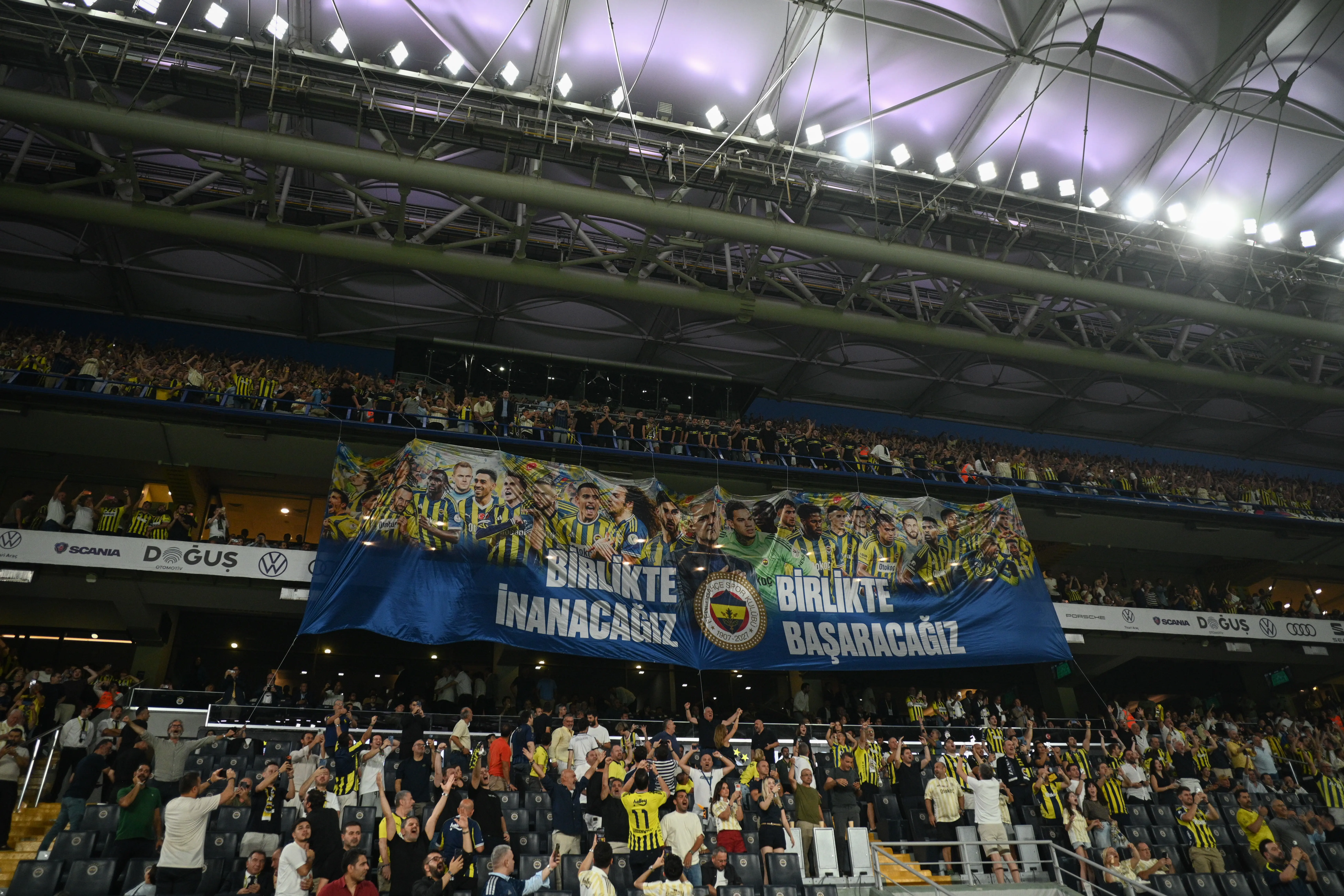 Fenerbahçe taraftarından Gornik Zabrze maçına büyük ilgi